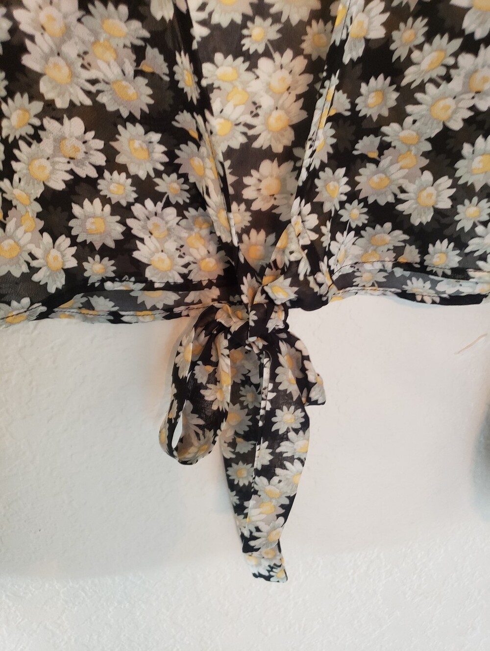 Well Flower Sheer Cropped With Tie Sunflowers XL Women Cover Up Layering Piece - Picture 5 of 6